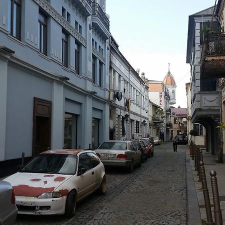 Nini'S Apartments باتومي المظهر الخارجي الصورة
